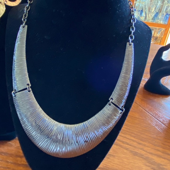 Everything must go sale - Picture 2 of 12